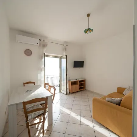 Dachi House Tatil Evi